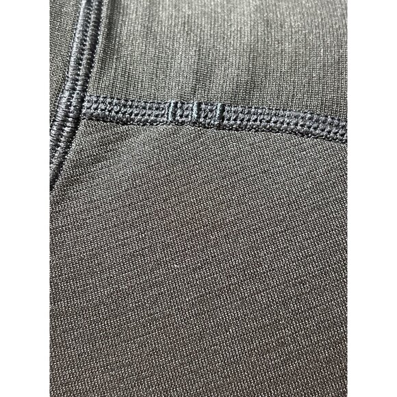 𝓛𝓾𝓵𝓾𝓵𝓮𝓶𝓸𝓷 Men's Black Short Sleeve V-Neck Athletic T-Shirt - Picture 5 of 5